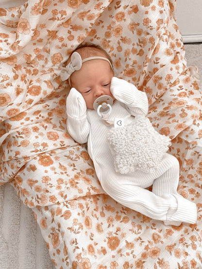 Star neutral plush charm with baby. Used as dummy holder. 